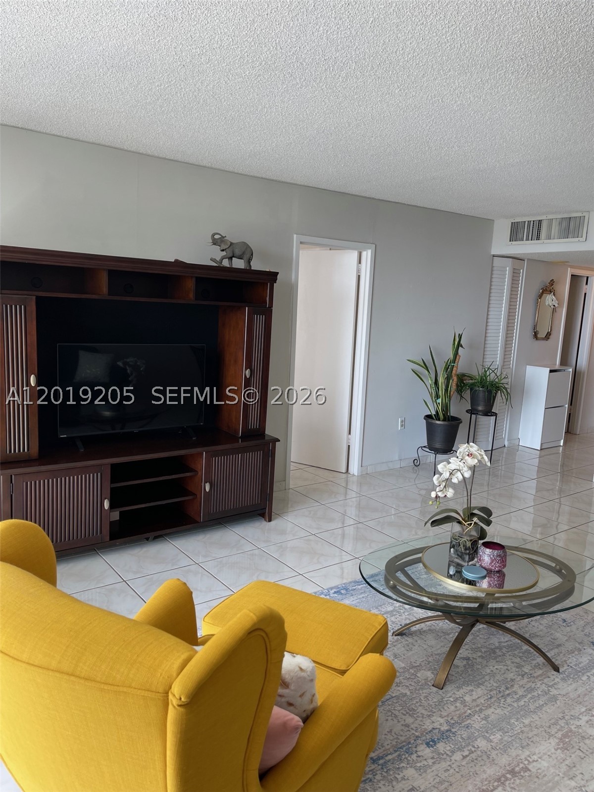5701 Collins Ave 511 Property Photo 3