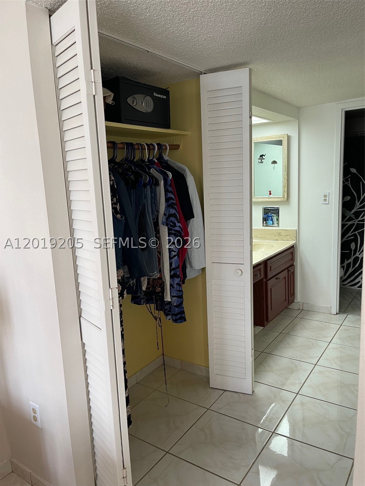 5701 Collins Ave 511 Property Photo 10