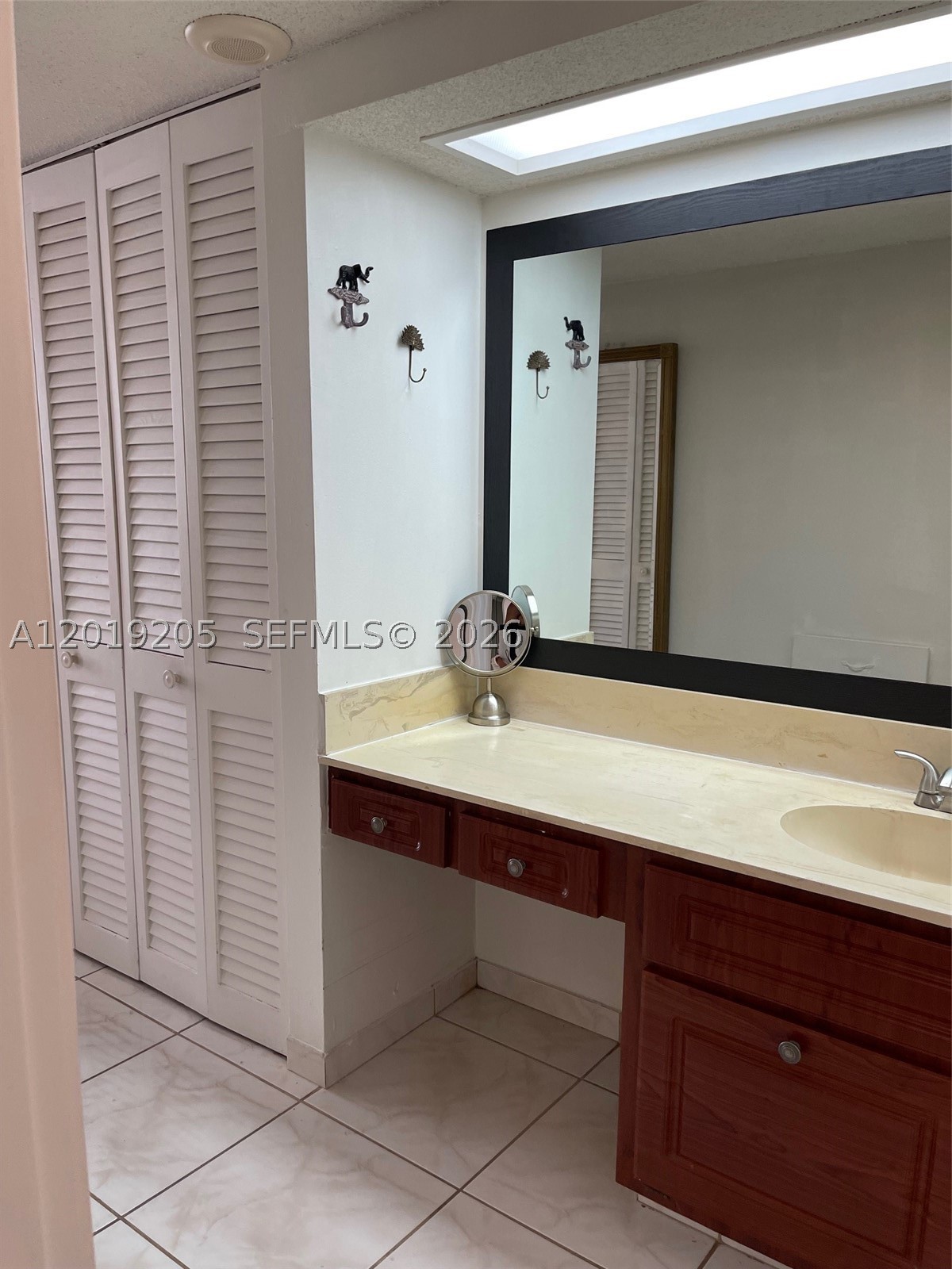 5701 Collins Ave 511 Property Photo 12