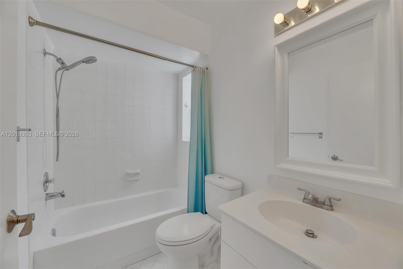 535 Somerset Way Property Photo 23