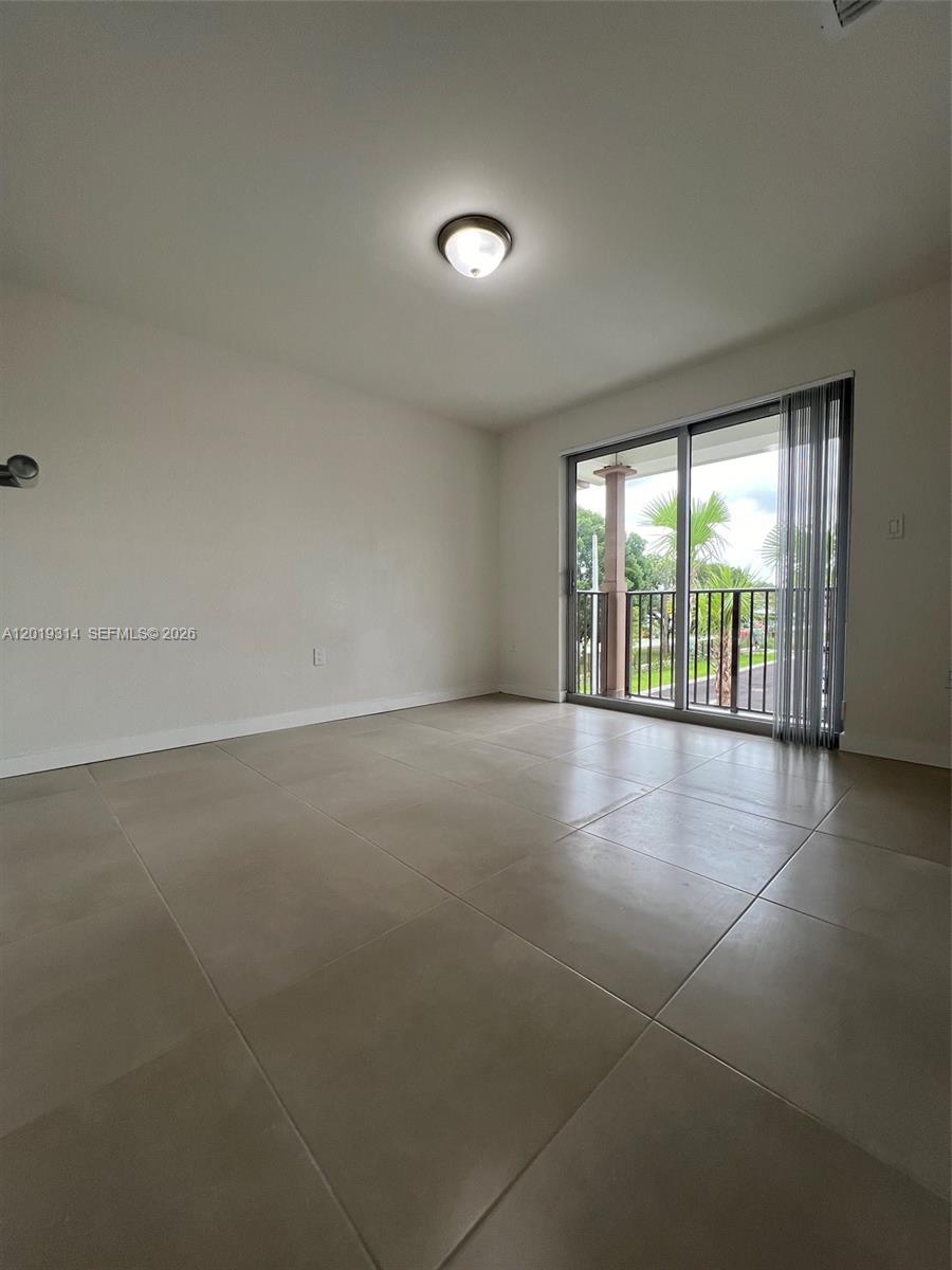 199 N Redland Rd B5 Property Photo 11
