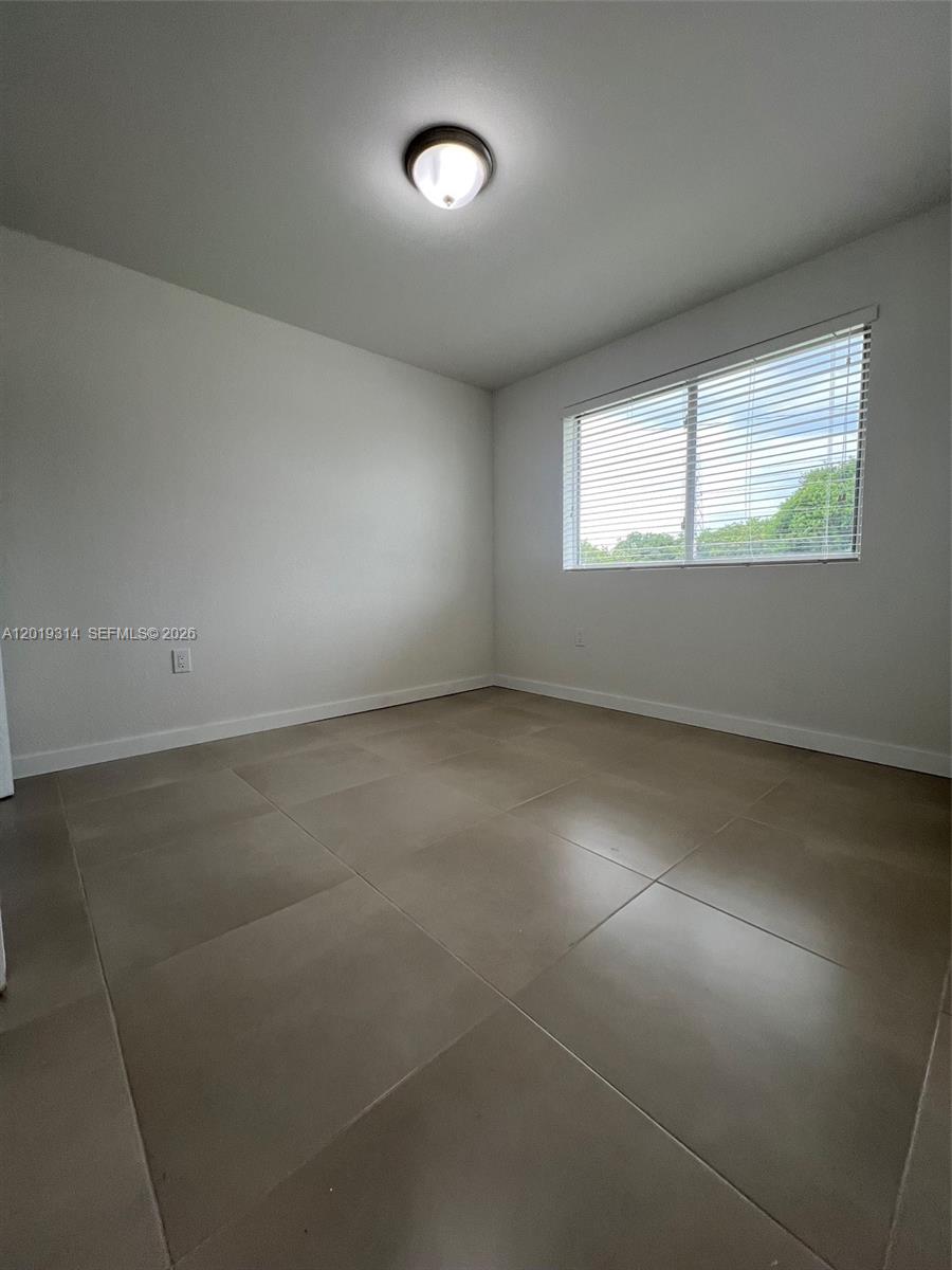 199 N Redland Rd B5 Property Photo 13