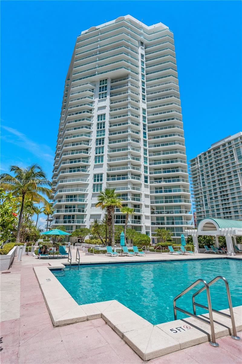 16500 Collins Ave 652 Property Photo 1