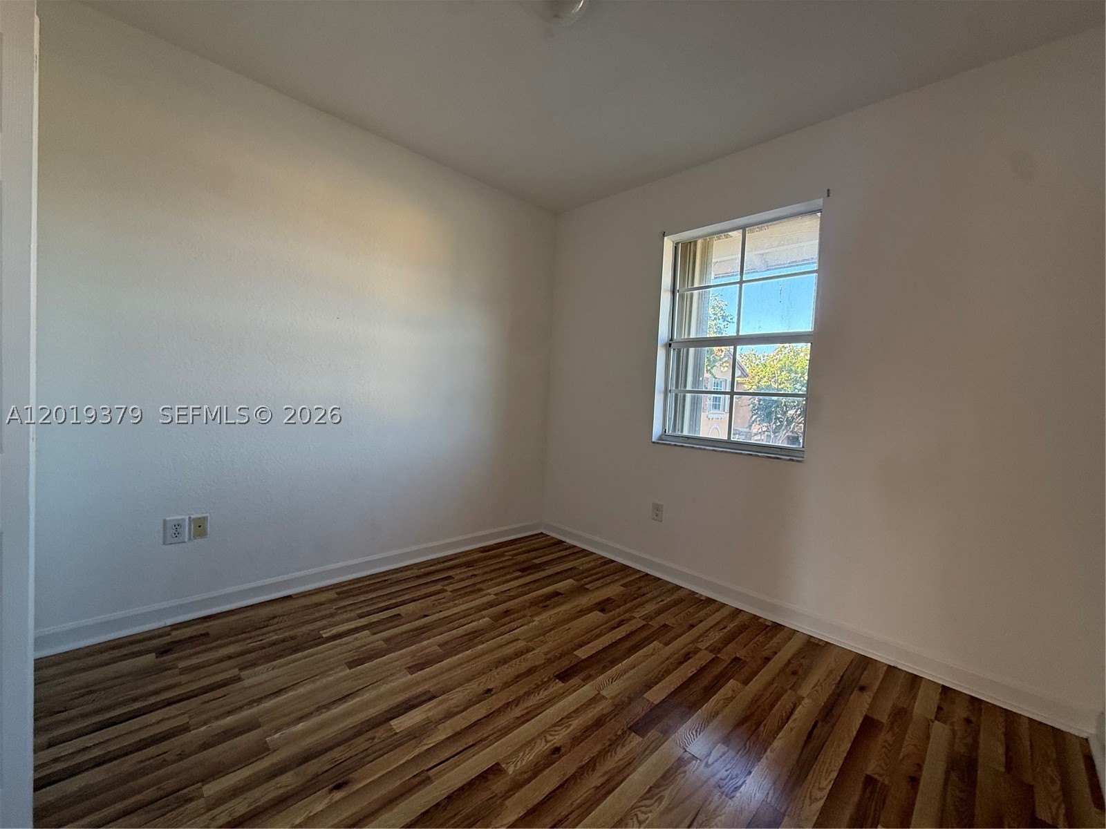 3355 Ne 13 Cir Dr. 201-28 Property Photo 8