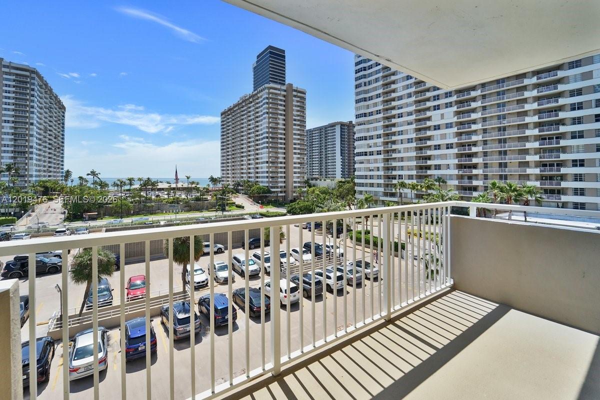 1965 S Ocean Dr 4g Property Photo 35