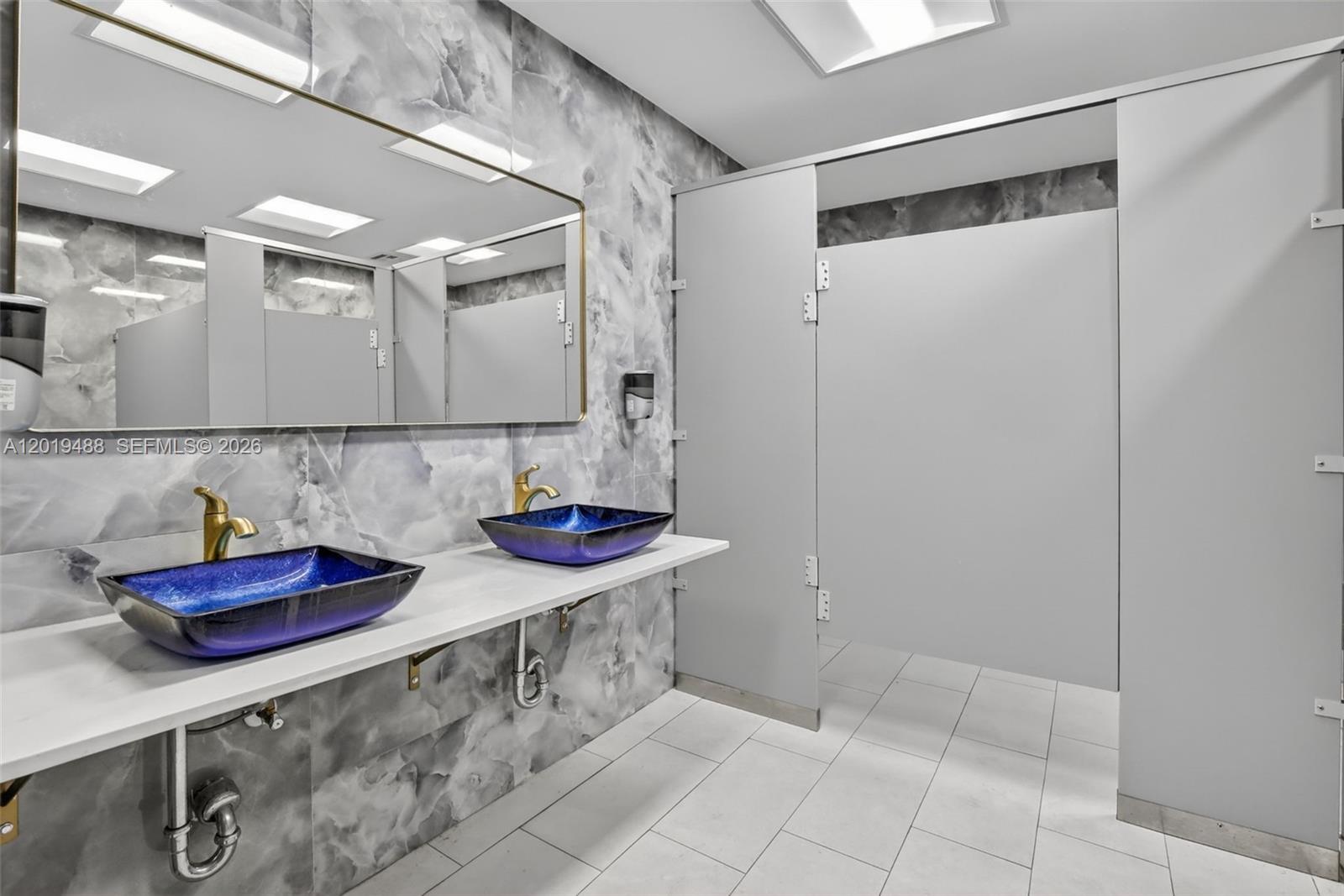 2808 N 46th Ave E654 Property Photo 41