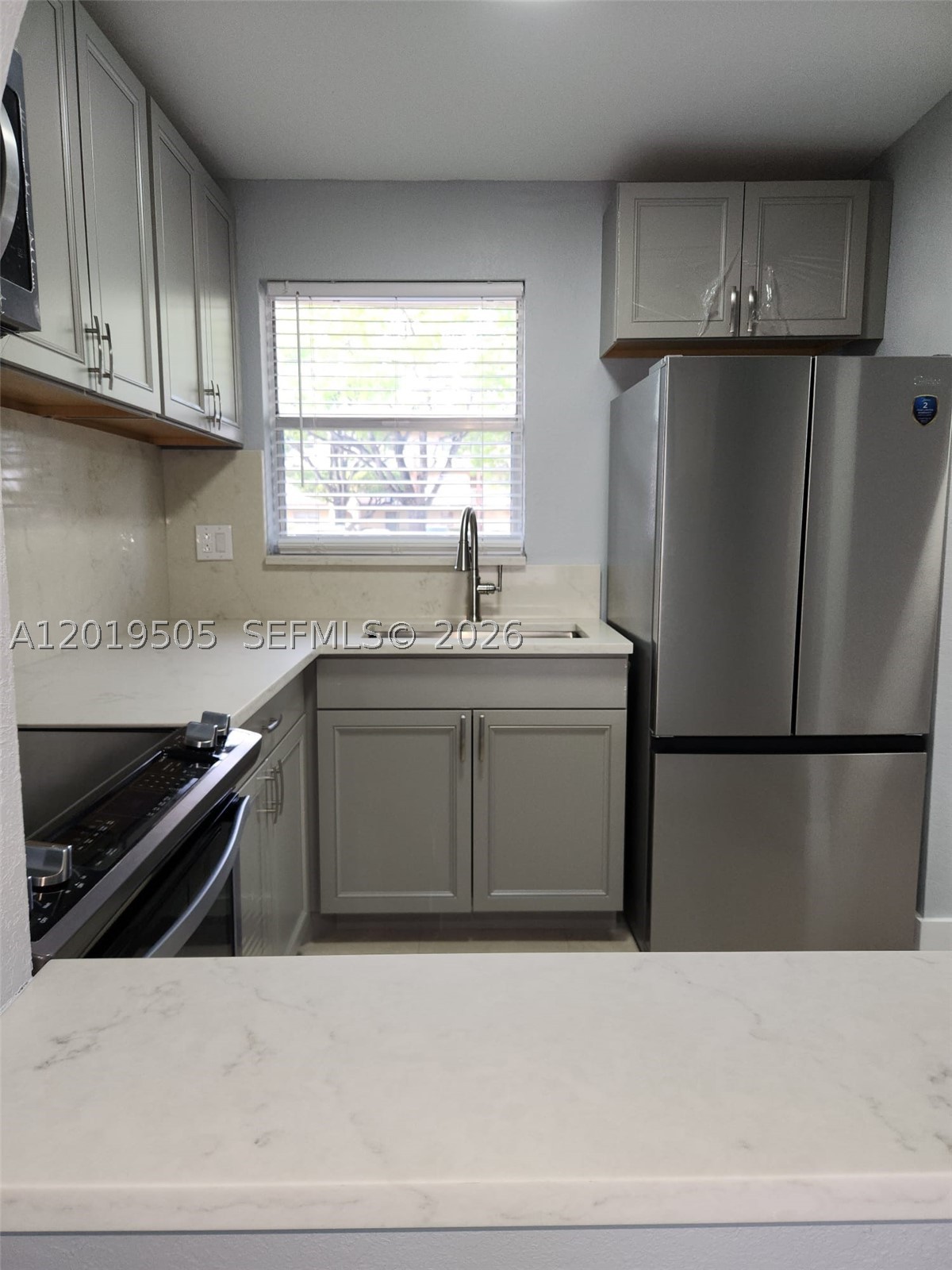 2811 N Pine Island Rd 107 Property Photo 1