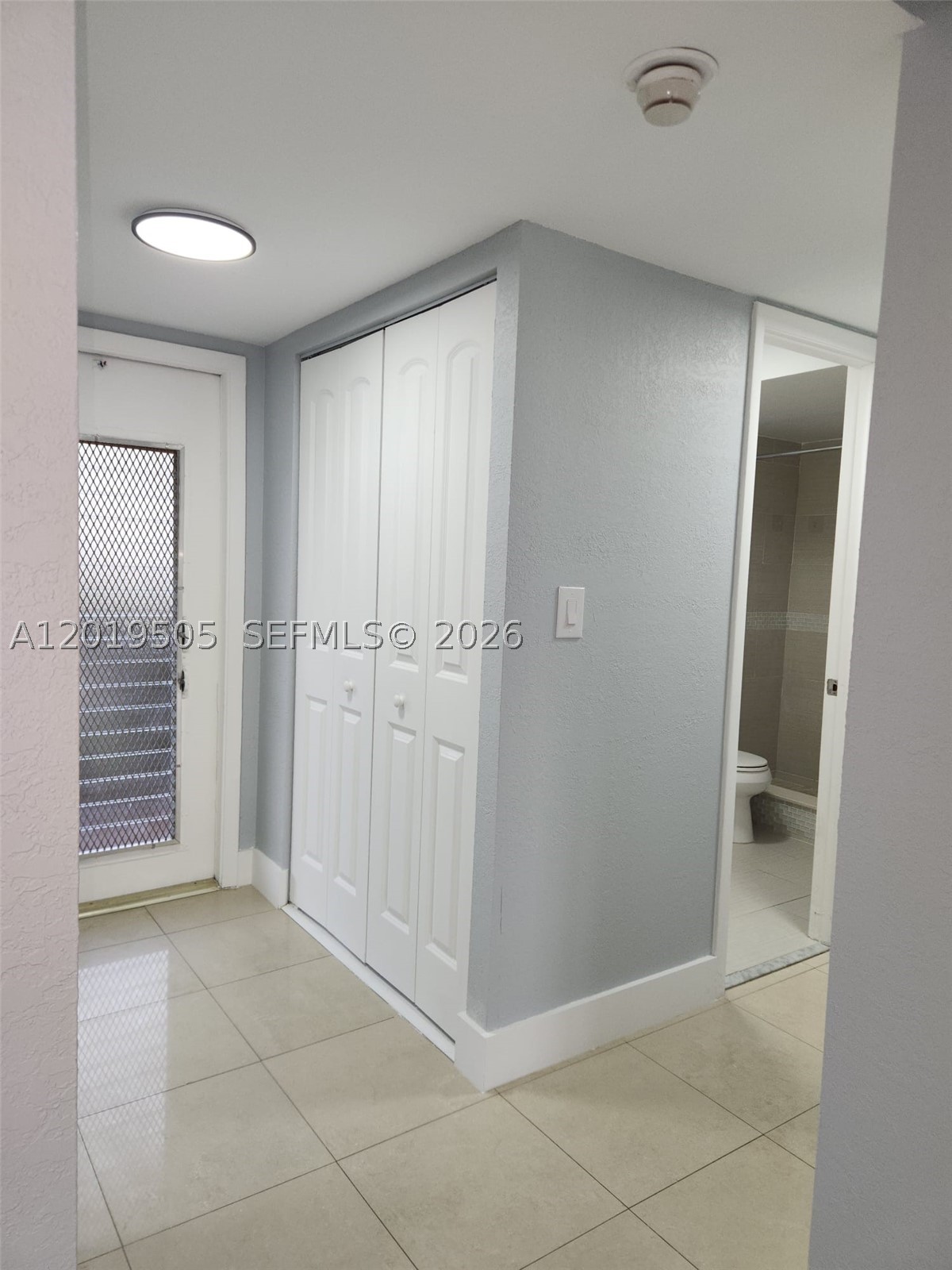 2811 N Pine Island Rd 107 Property Photo 7