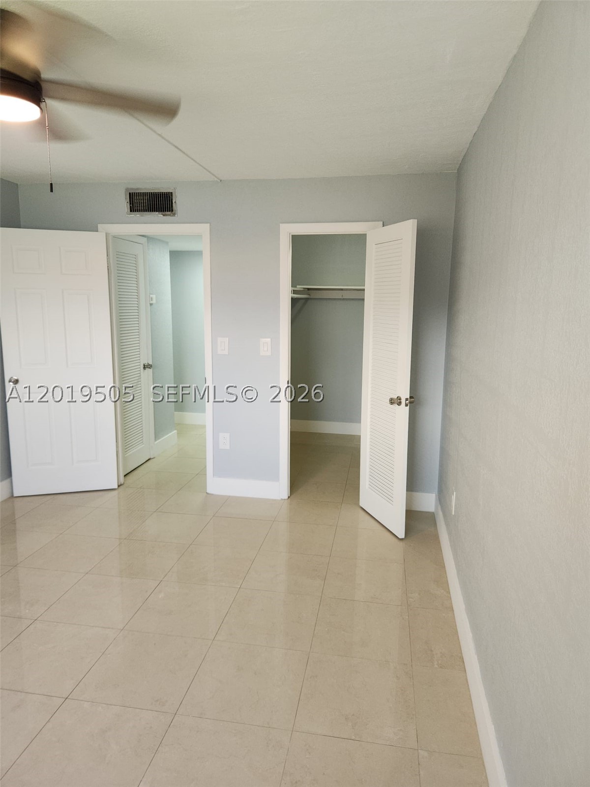 2811 N Pine Island Rd 107 Property Photo 11