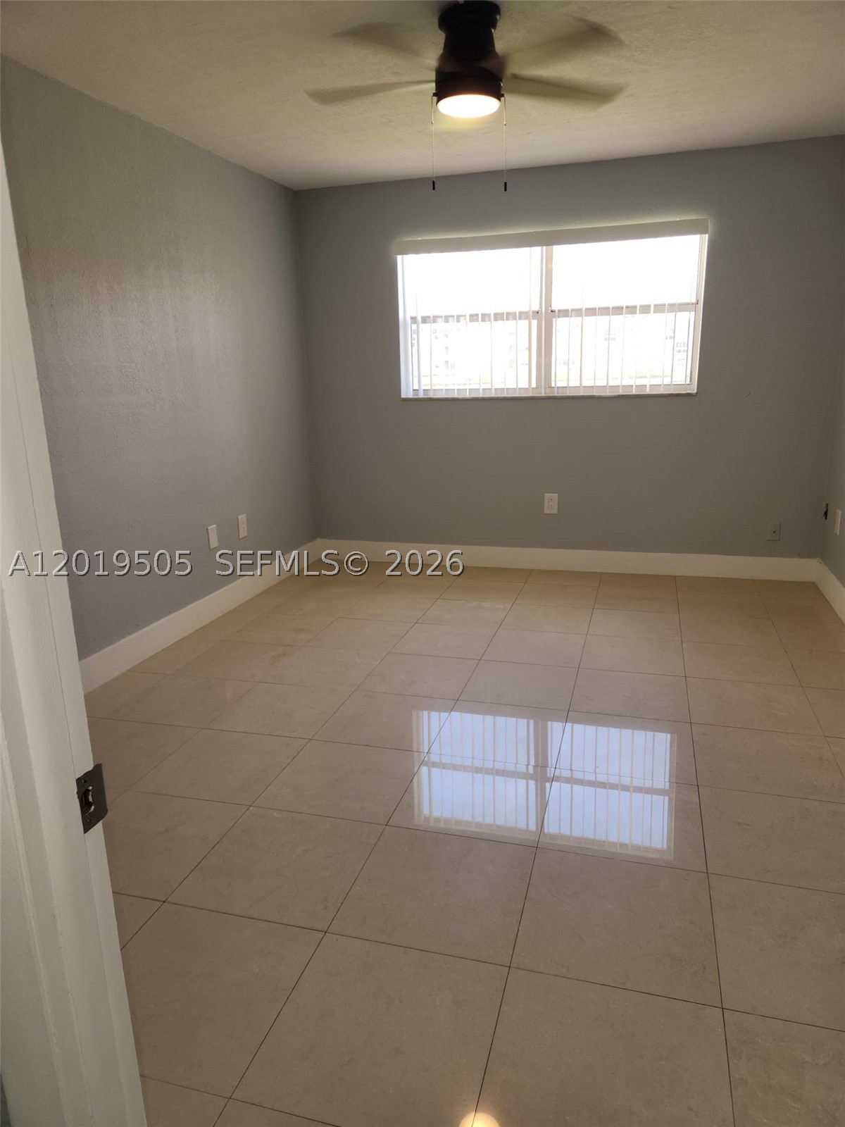2811 N Pine Island Rd 107 Property Photo 14
