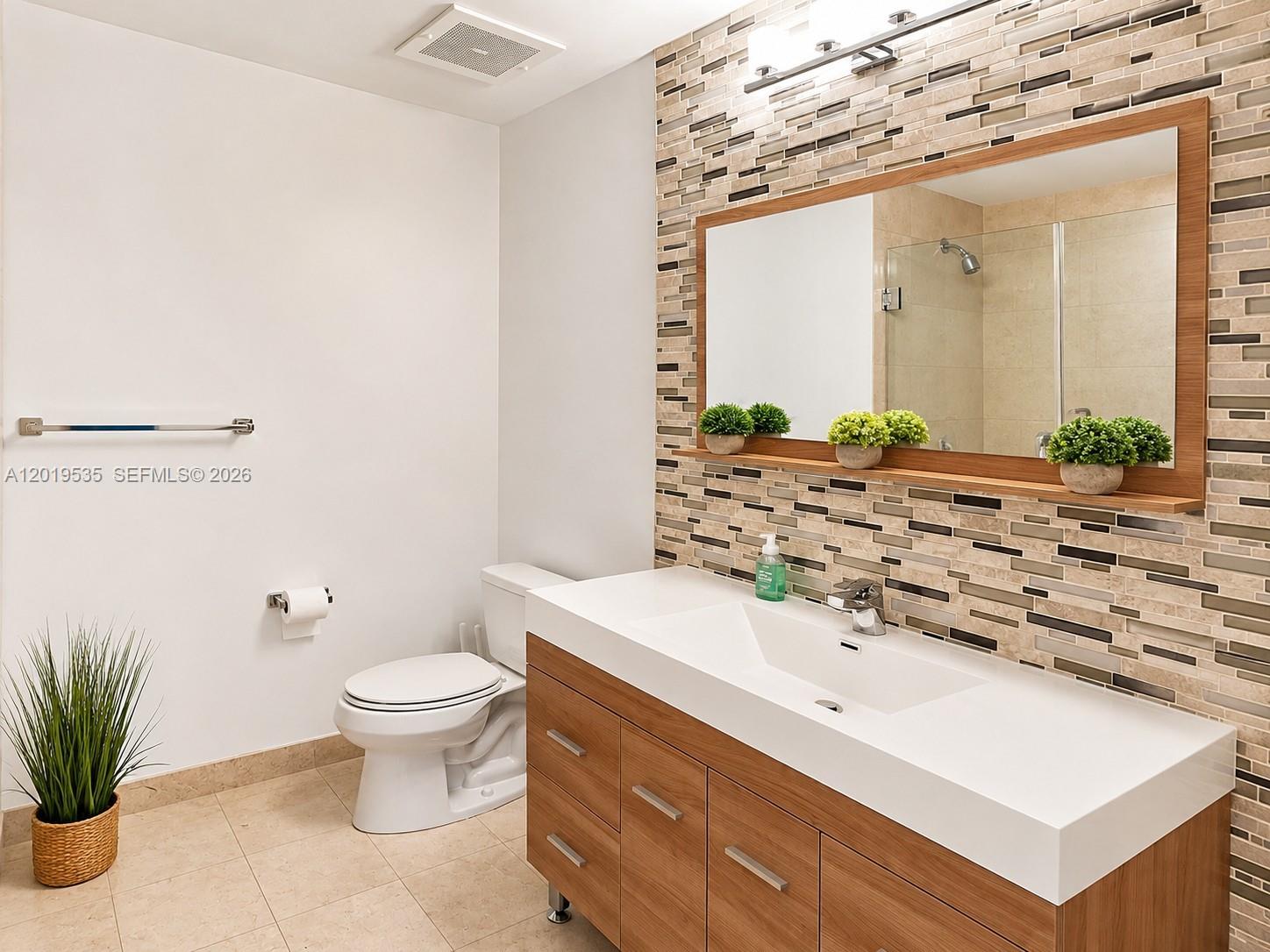1050 Brickell Ave 410 Property Photo 7