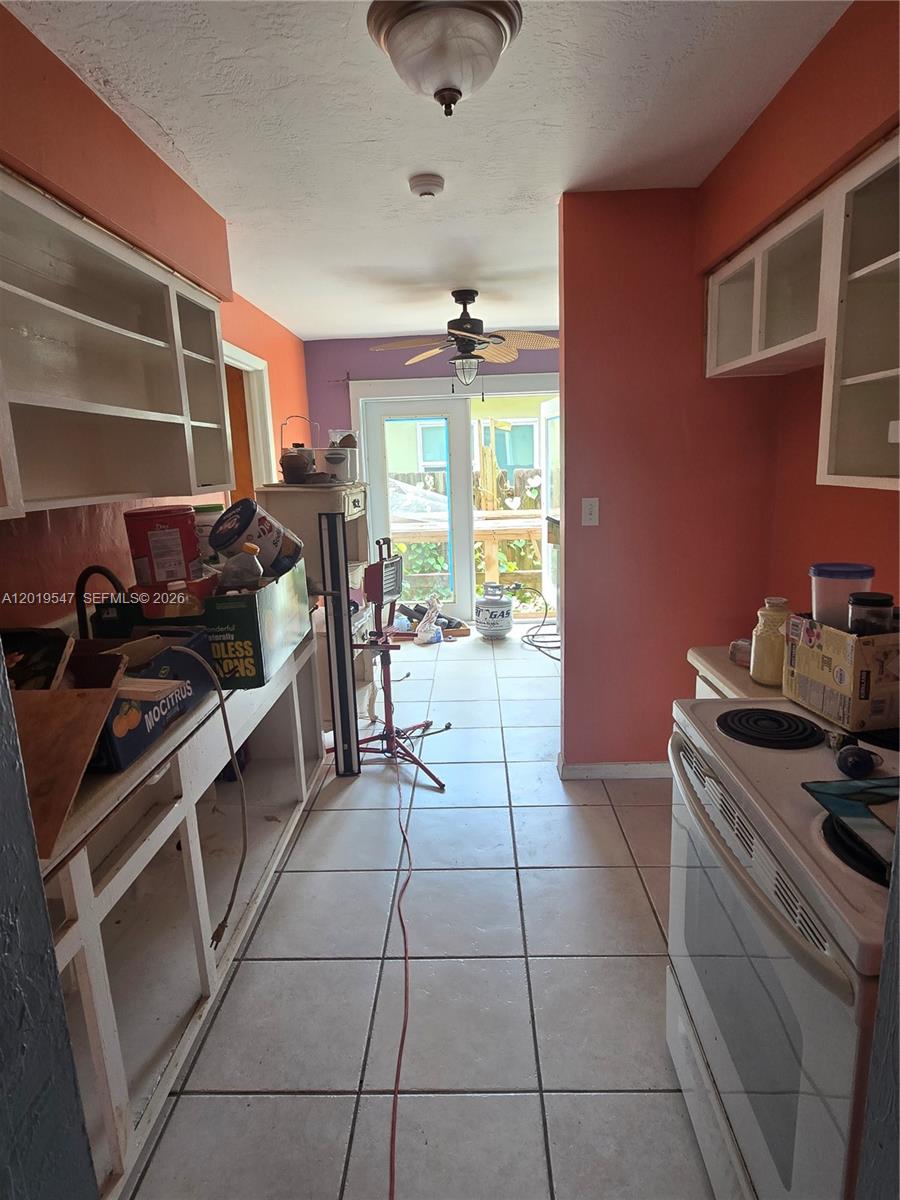 242 Nw 7th Ave Property Photo 17