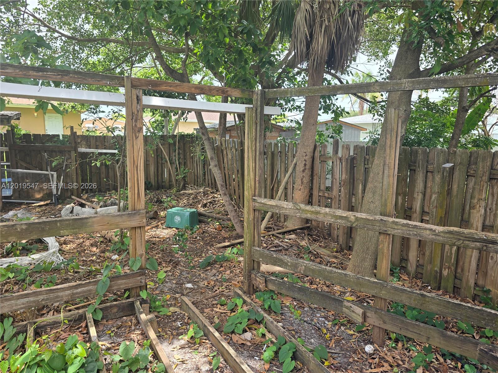 242 Nw 7th Ave Property Photo 25