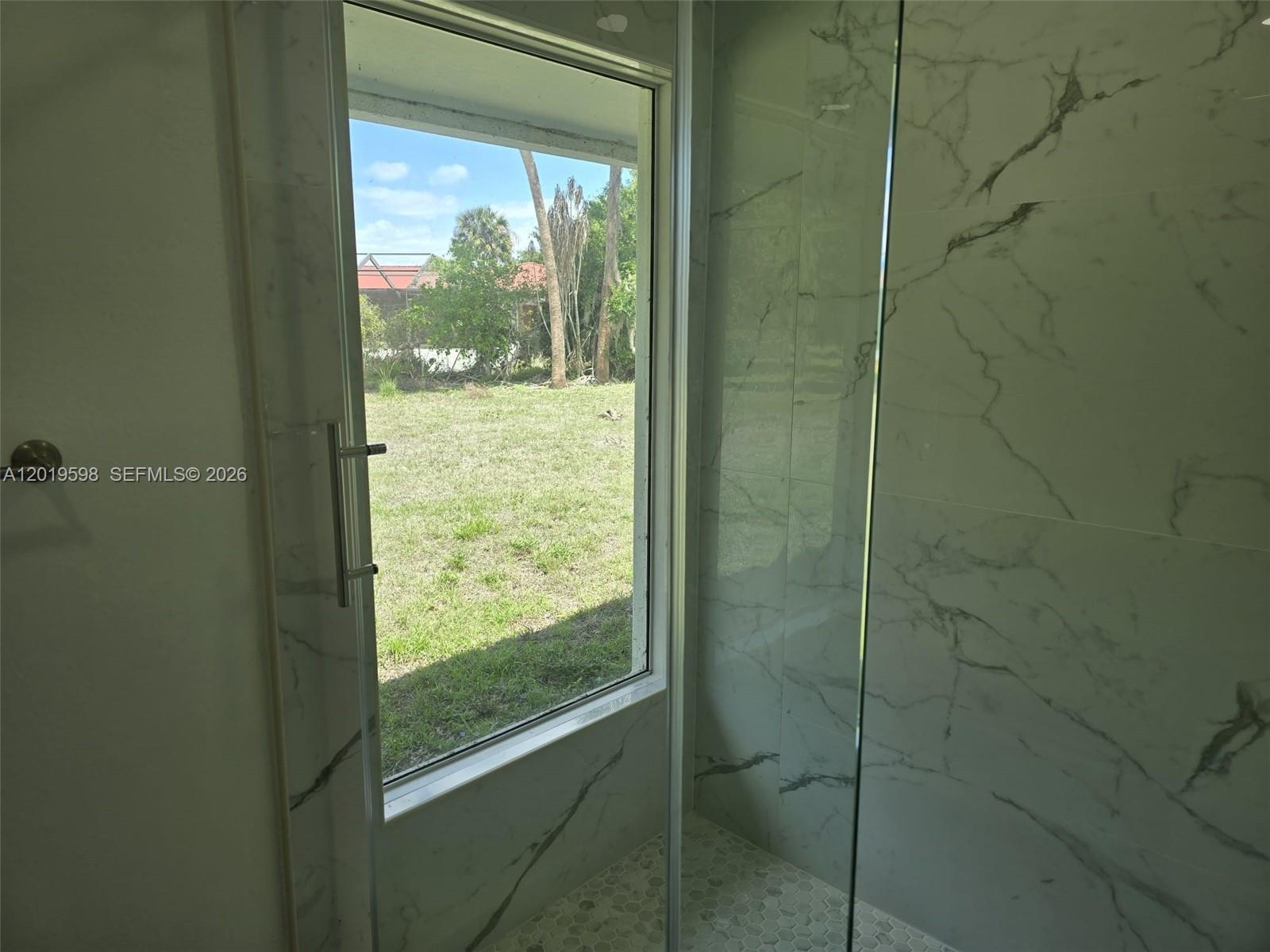 A12019598 Property Photo 19