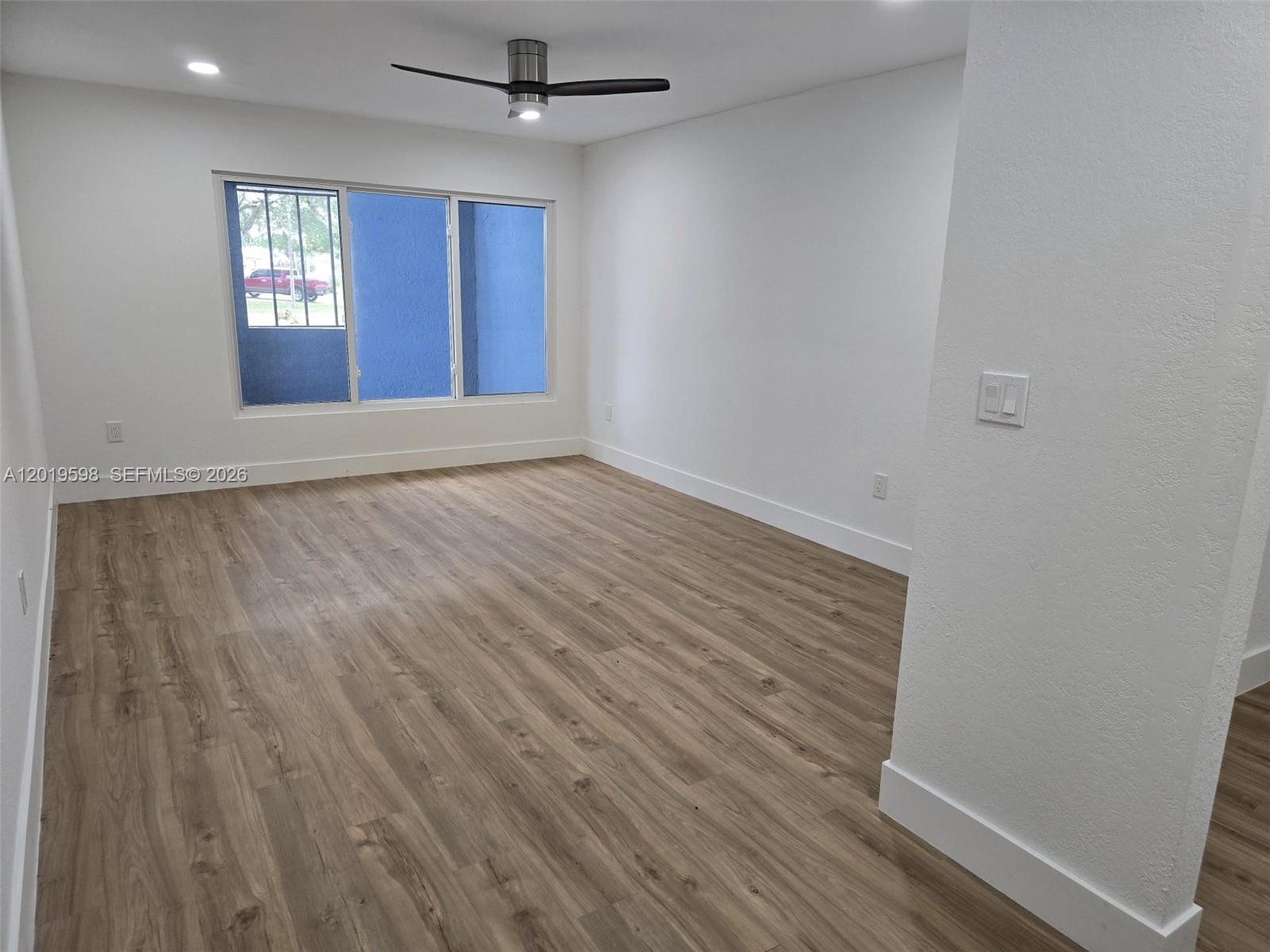 A12019598 Property Photo 20