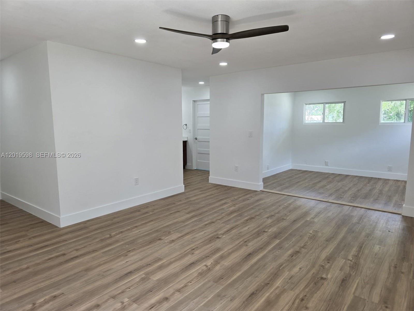 A12019598 Property Photo 35