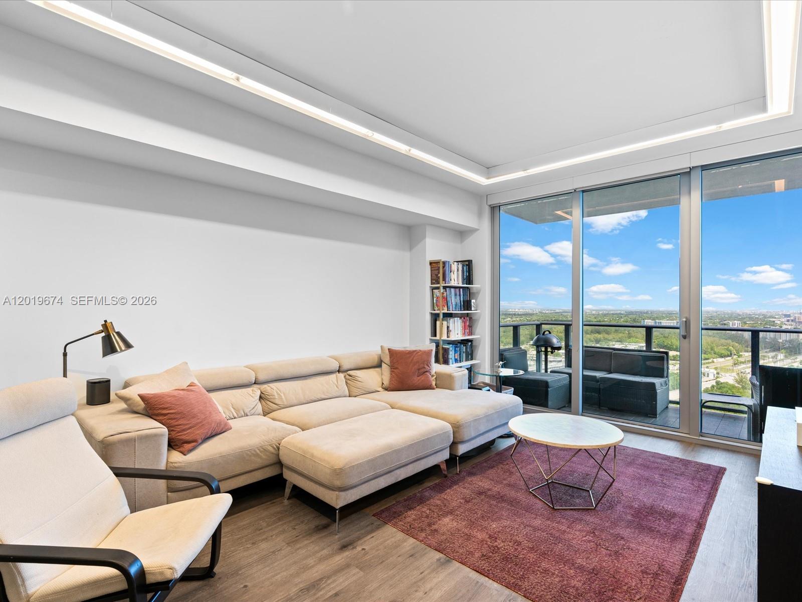 16385 Biscayne Blvd 3103 Property Photo 16