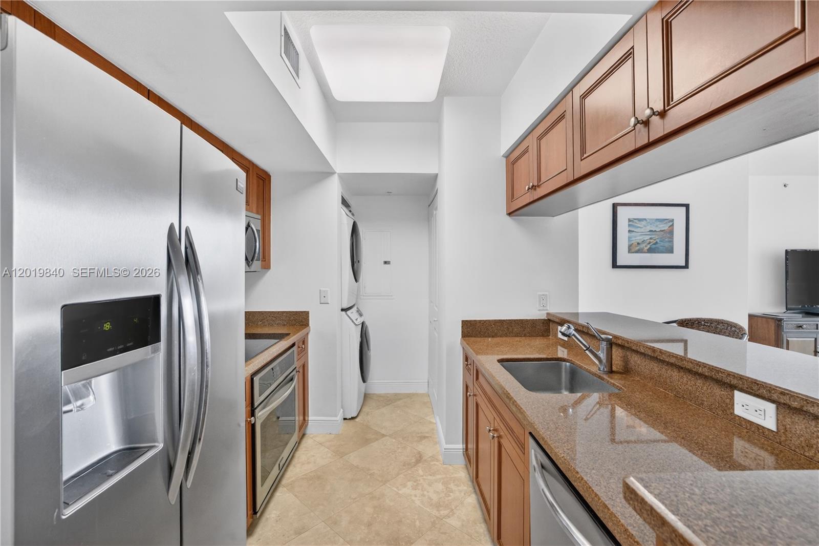 347 N New River Dr E 2205 Property Photo 16