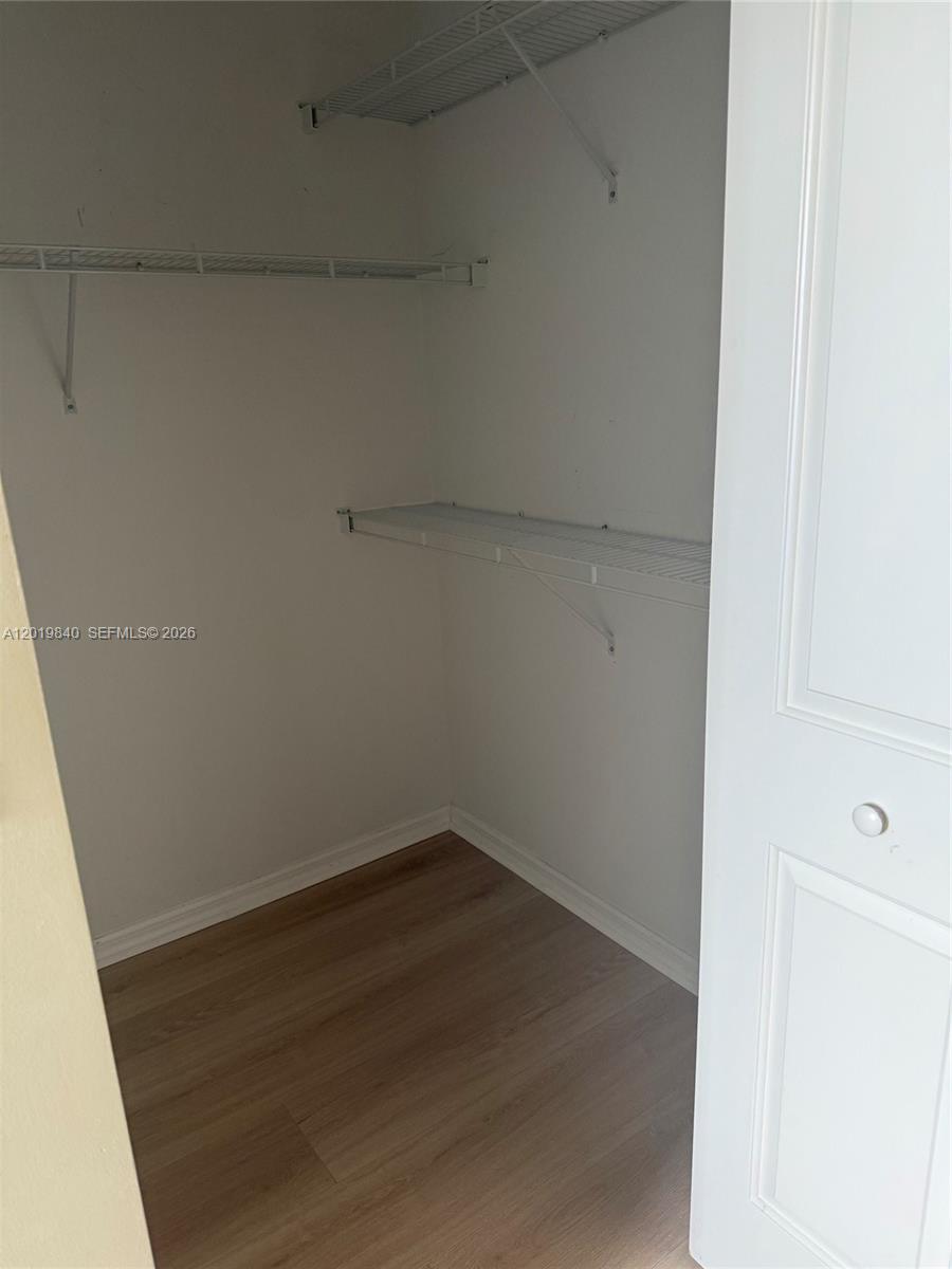 347 N New River Dr E 2205 Property Photo 27