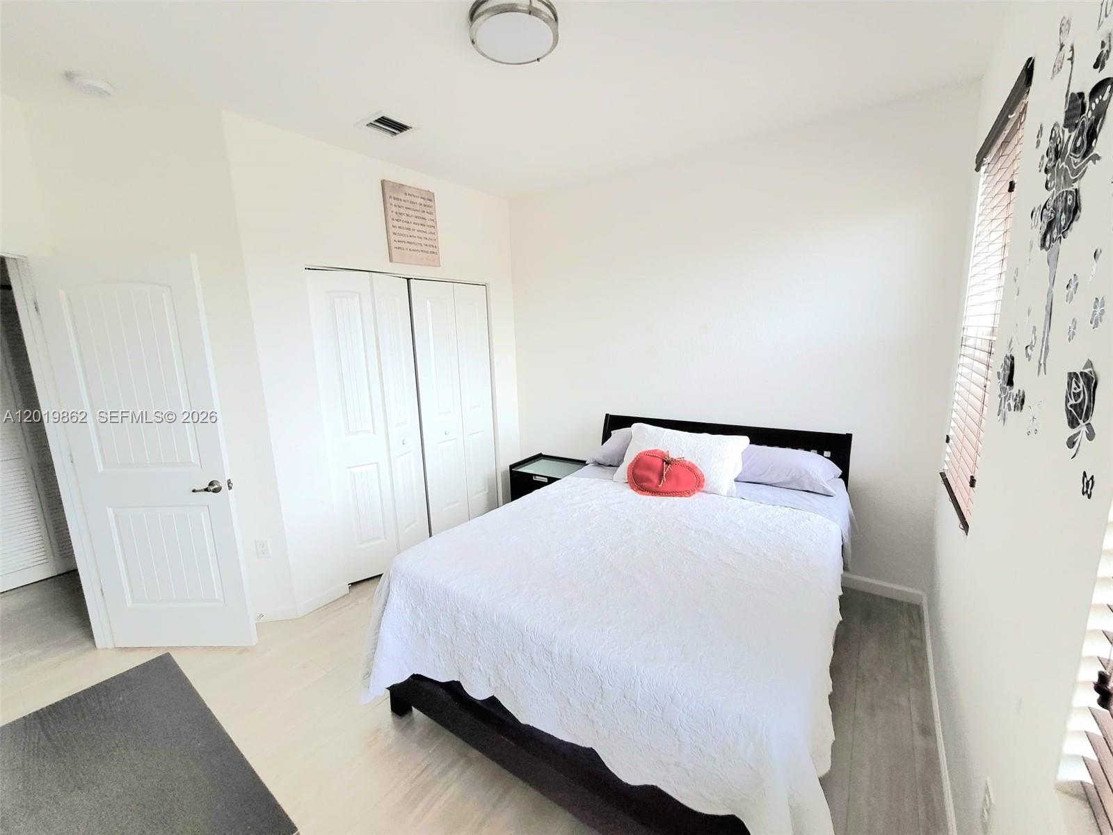 A12019862 Property Photo 26