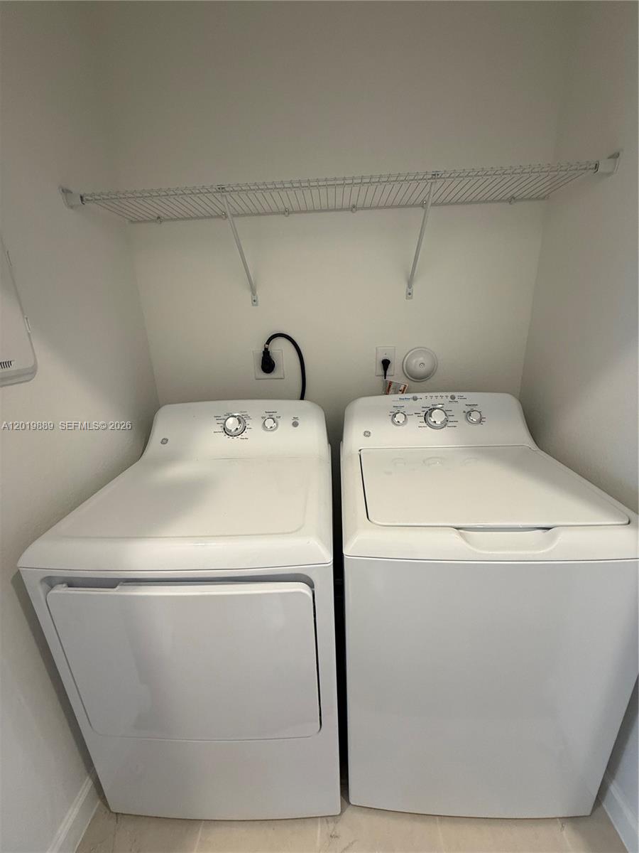 A12019889 Property Photo 15