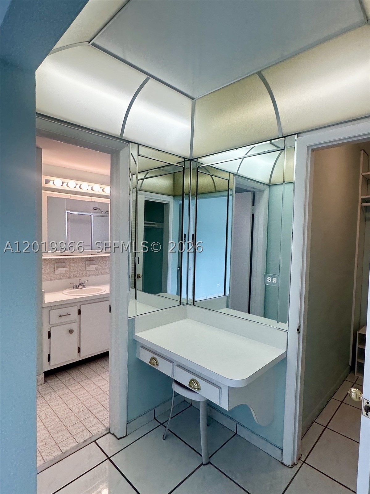 300 Galen Dr 206 Property Photo 12