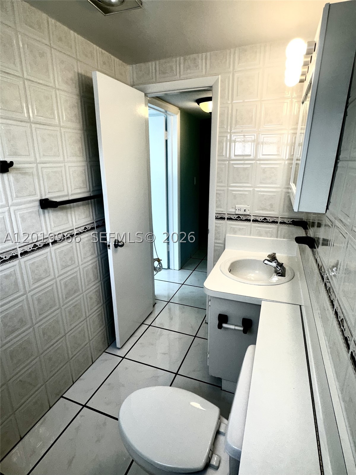 300 Galen Dr 206 Property Photo 21