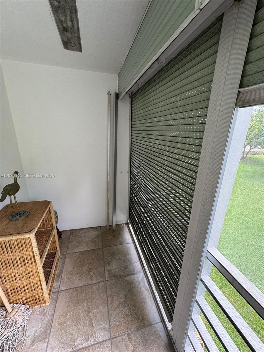 221 Kent M 221 Property Photo 4