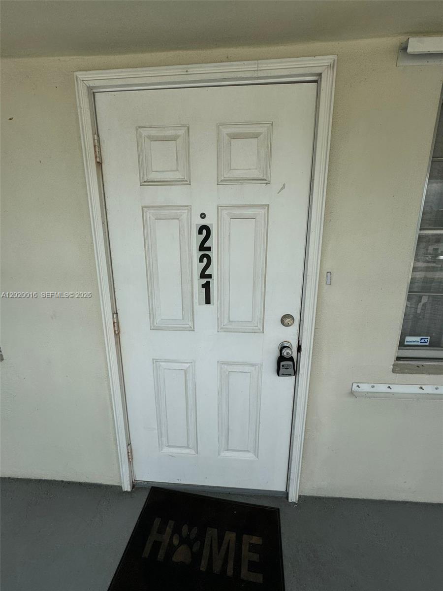 221 Kent M 221 Property Photo 23