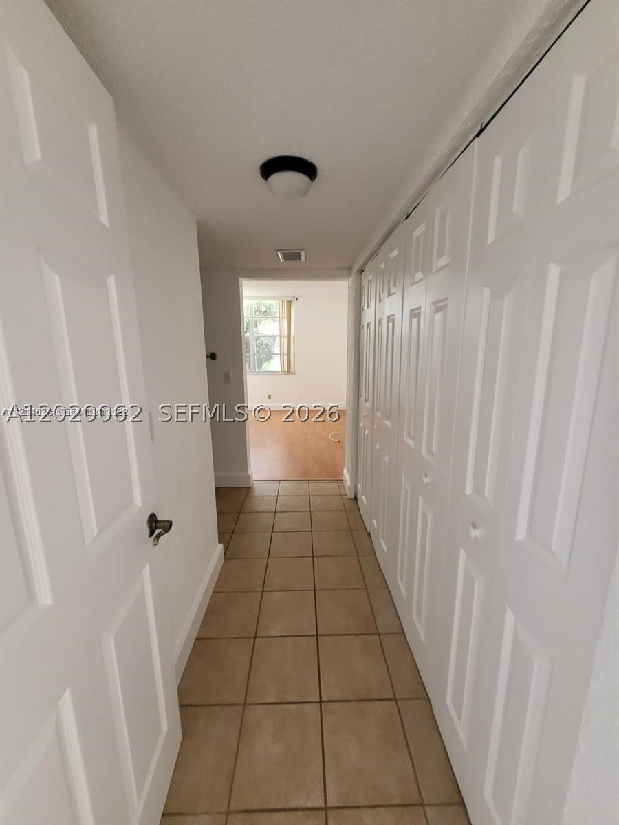 9440 Live Oak Pl 201 Property Photo 6
