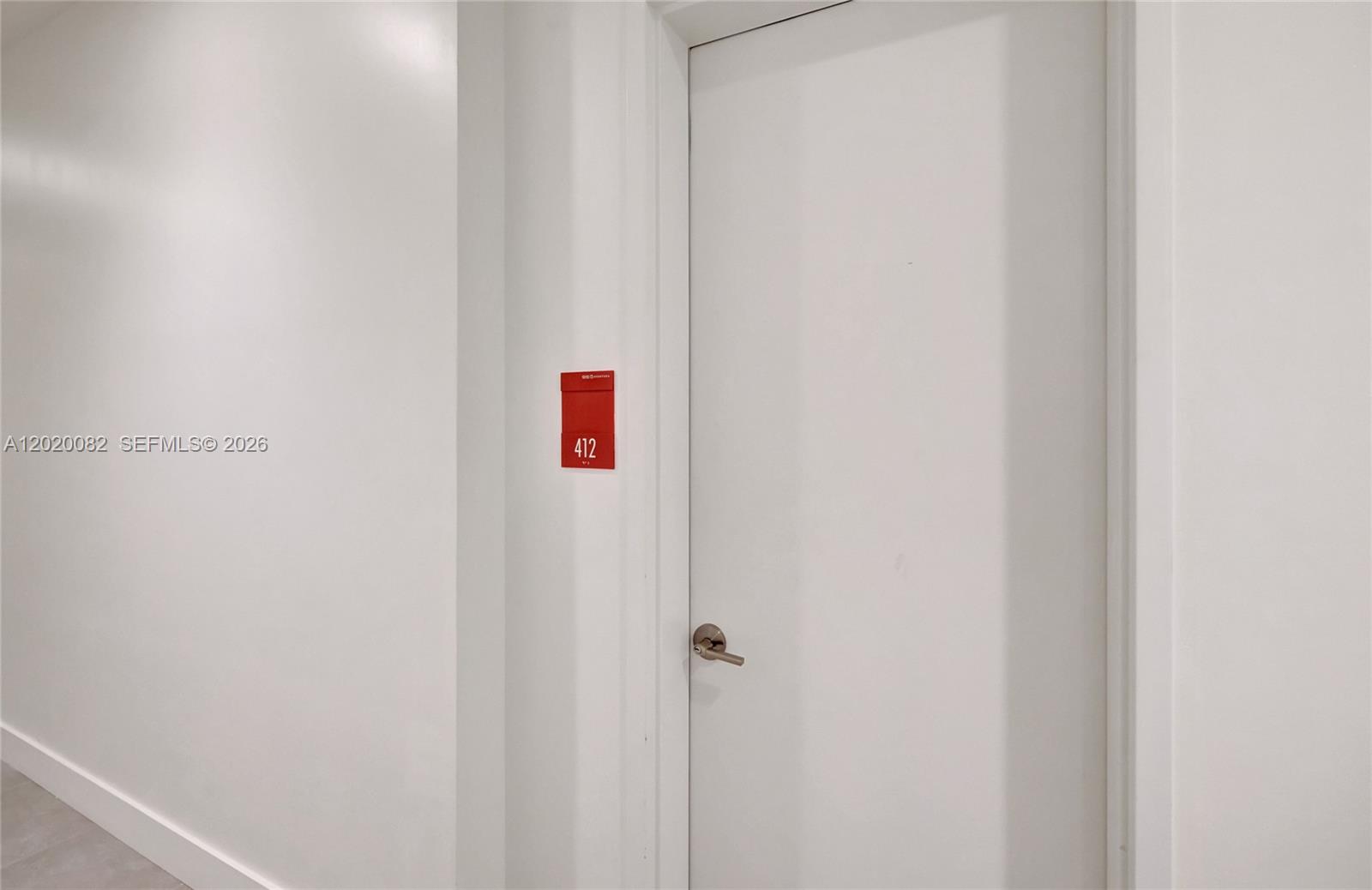 21290 Biscayne 412 Property Photo 4
