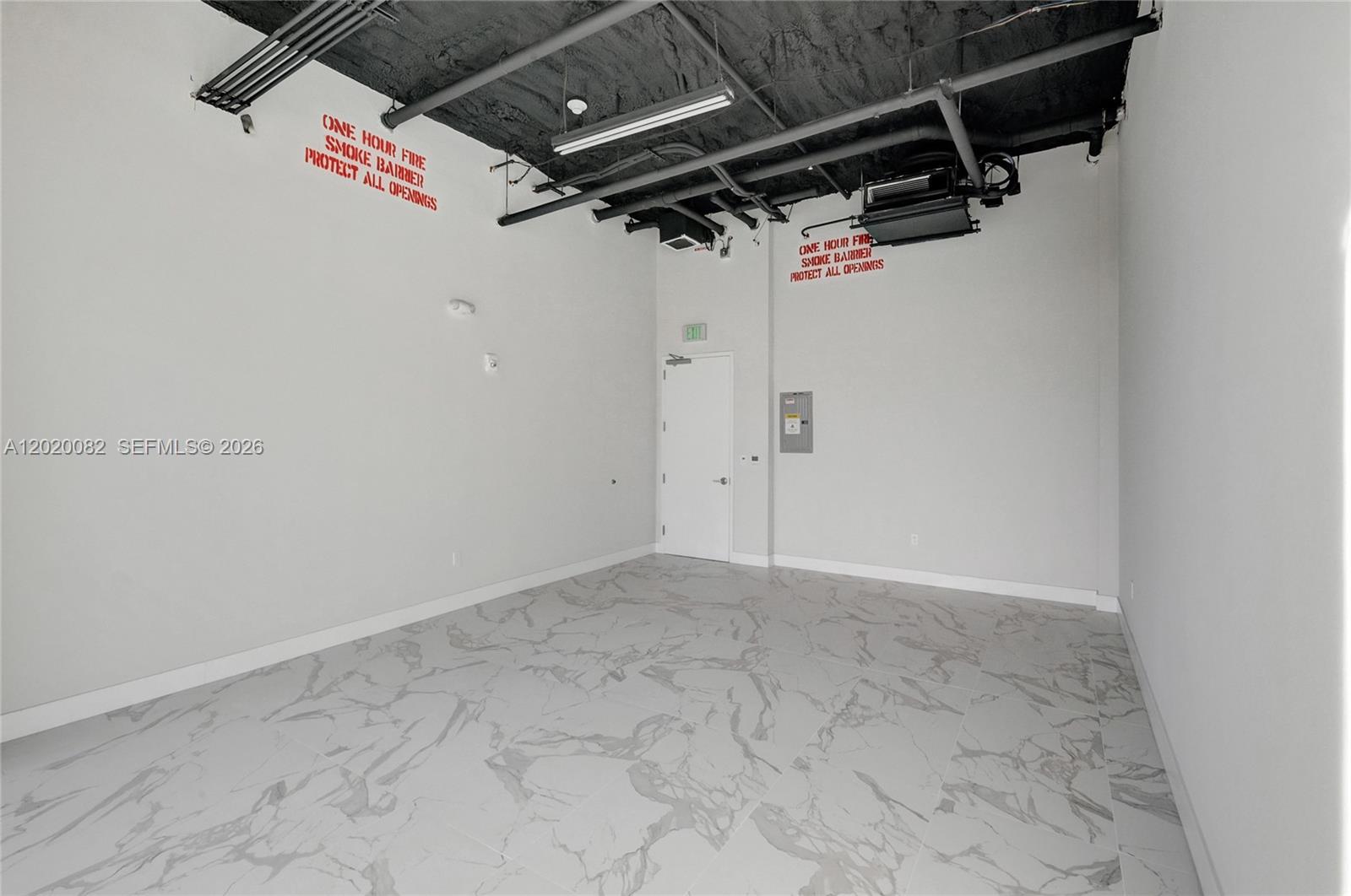 21290 Biscayne 412 Property Photo 7