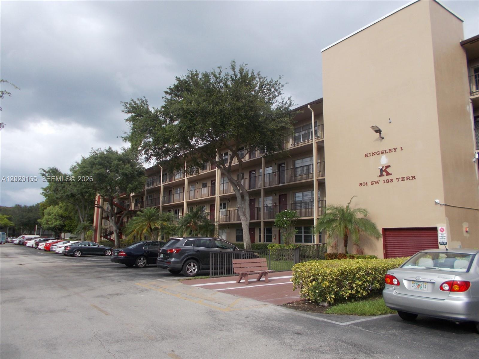 801 Sw 133rd Ter 110k Property Photo 3