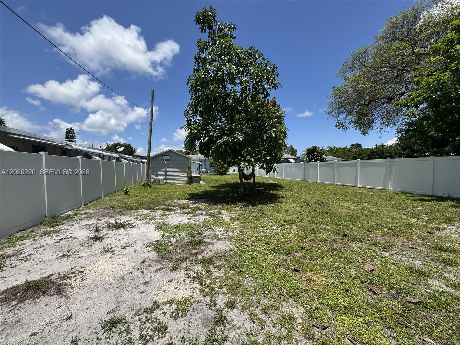 2726 Taylor St Property Photo 33