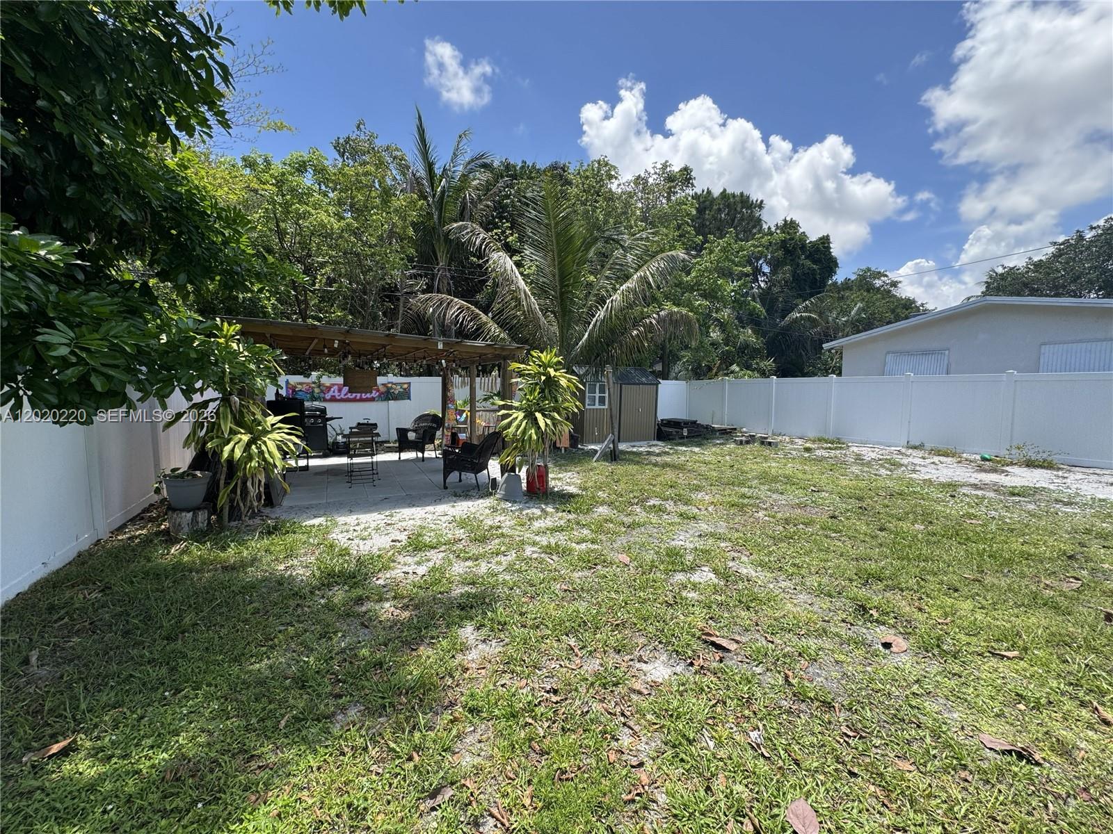 2726 Taylor St Property Photo 34
