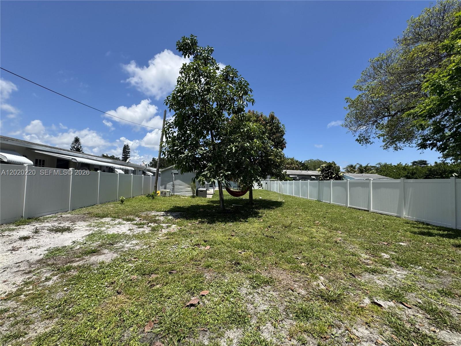 2726 Taylor St Property Photo 36