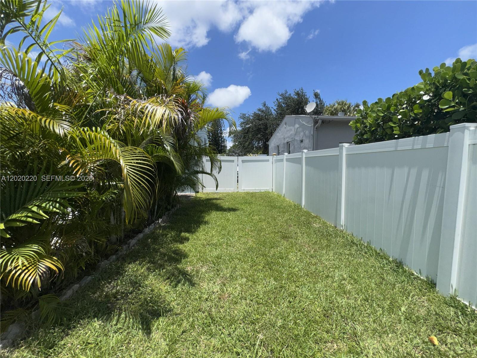 2726 Taylor St Property Photo 37