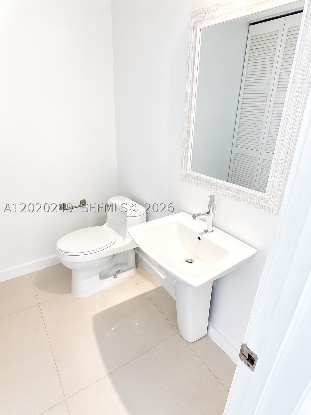 3470 E Coast Ave H1712 Property Photo 16