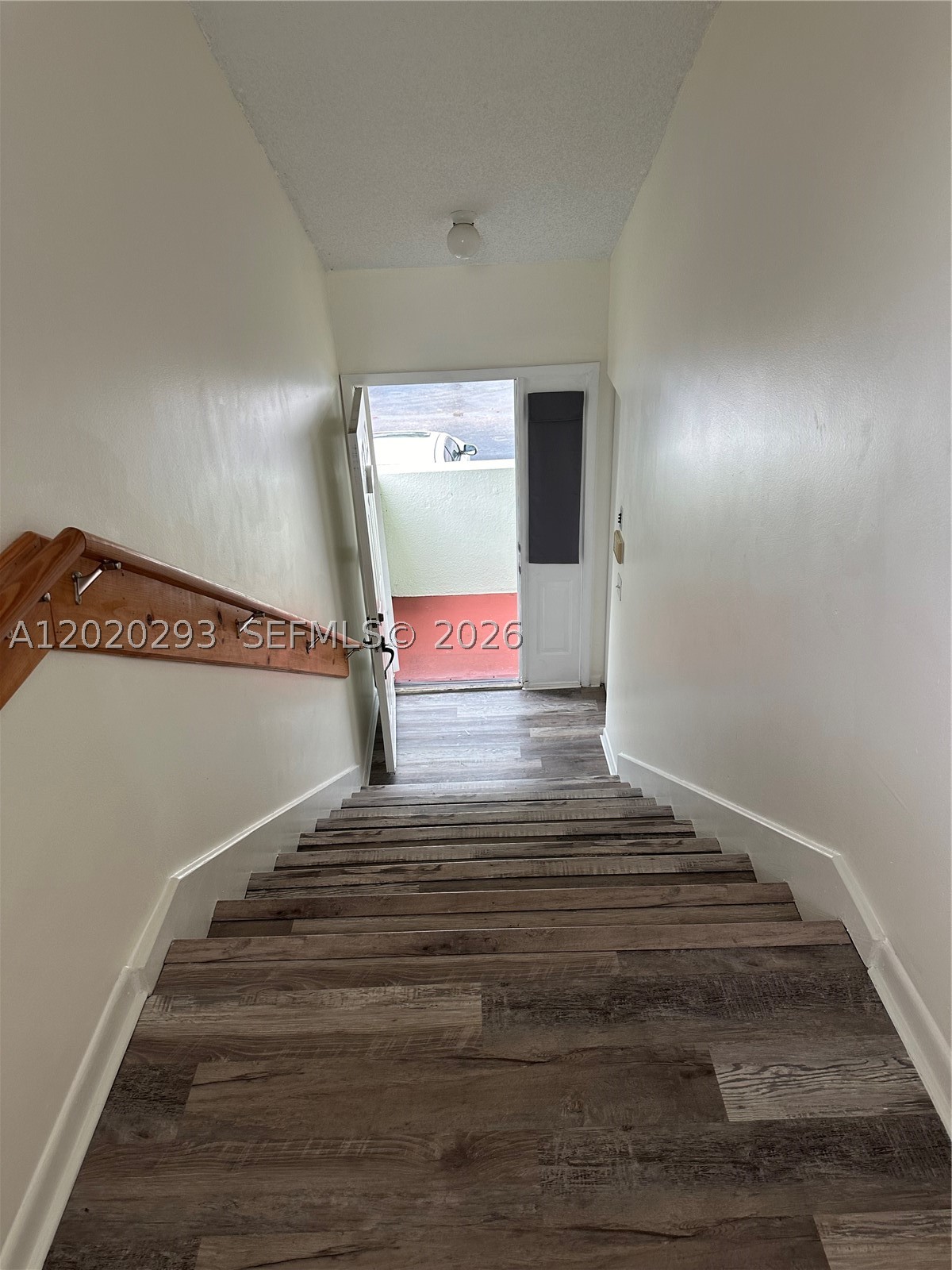 2526 Se 20th Pl 207-b Property Photo 6
