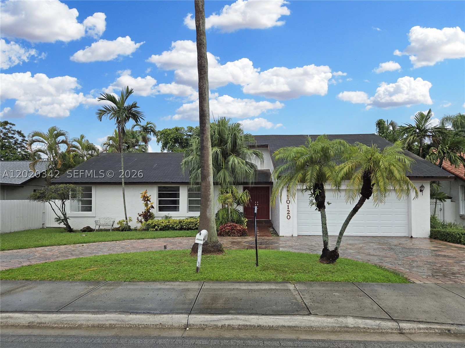 10120 Sw 127th Ave Property Photo 1