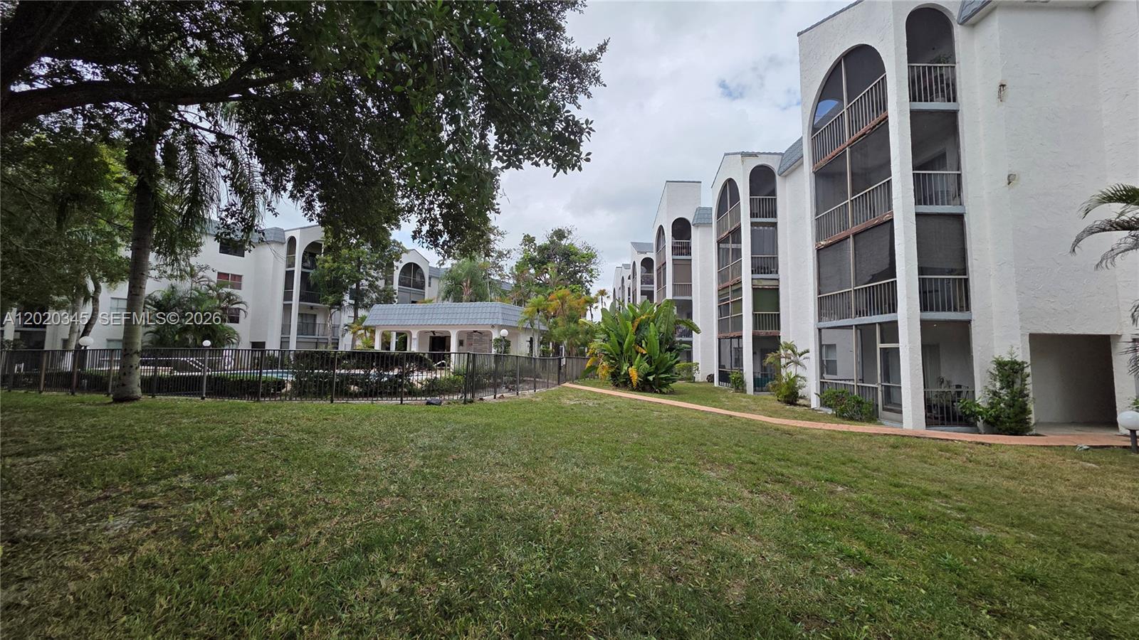 3360 Spanish Moss Ter 104 Property Photo 27