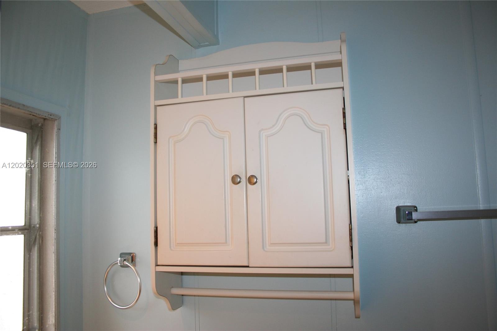 13 Old State Rd Property Photo 8