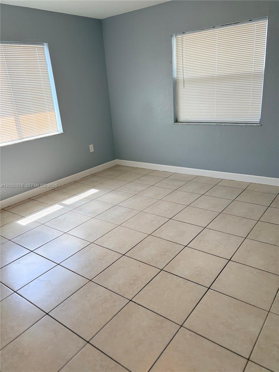 1329 Nw 6 Ave A Property Photo 10