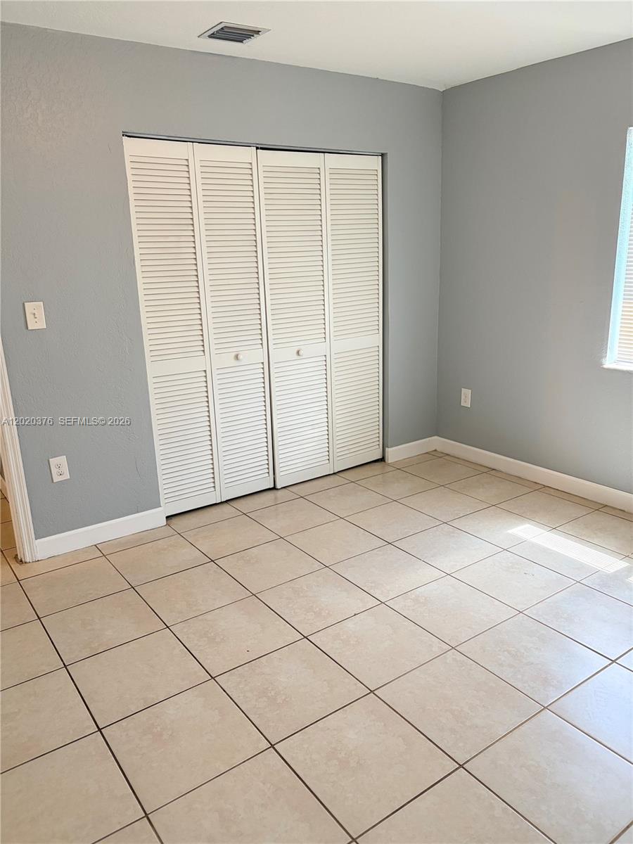 1329 Nw 6 Ave A Property Photo 11