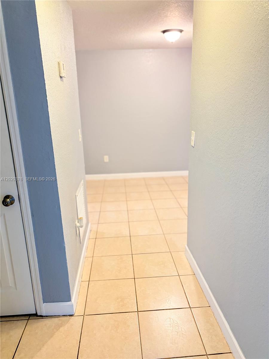 1329 Nw 6 Ave A Property Photo 12