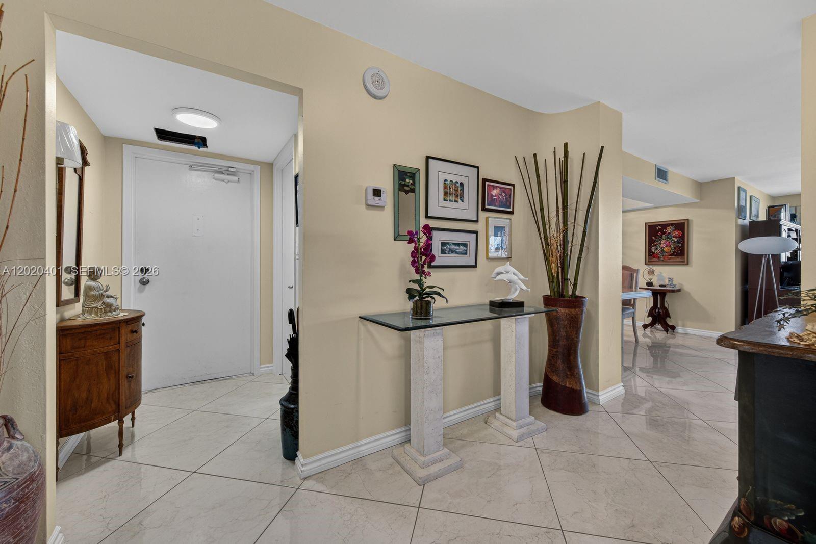 1901 N Ocean Blvd 4d Property Photo 5