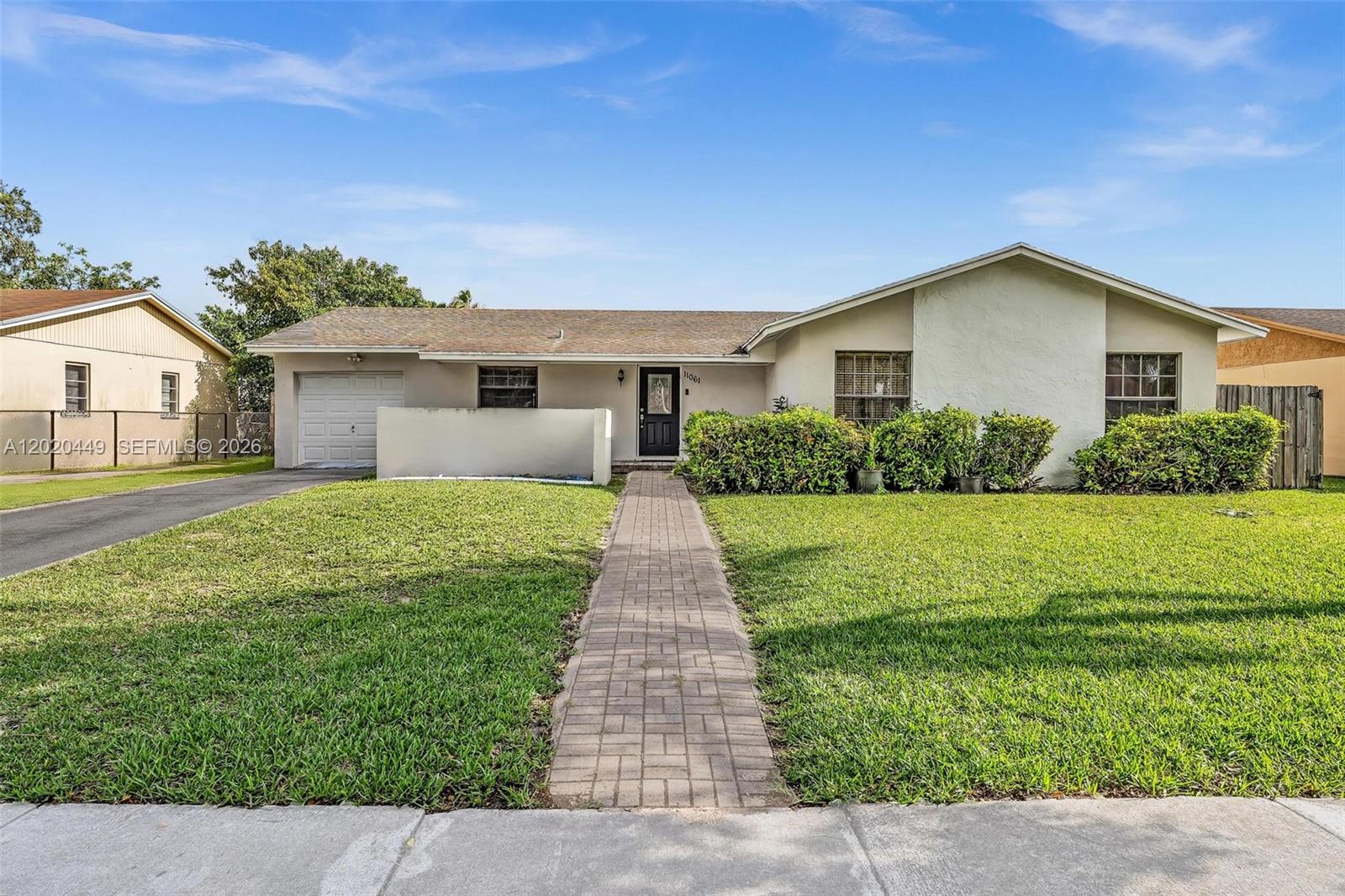 11061 Sw 163rd St Property Photo 1