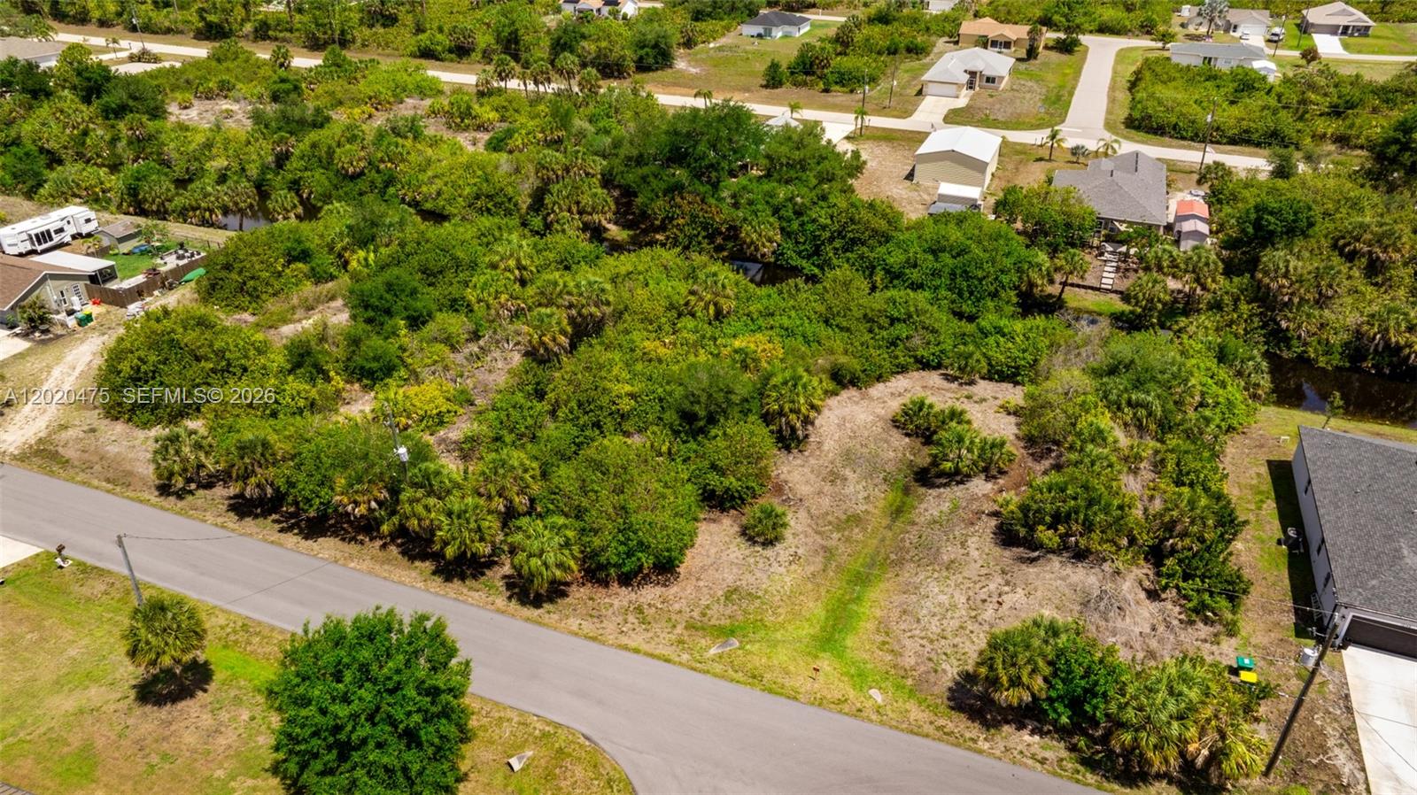 12132 Xavier Avenue Property Photo 6