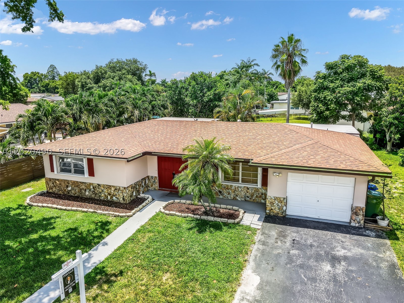 500 Nw 96th Ter Property Photo 33