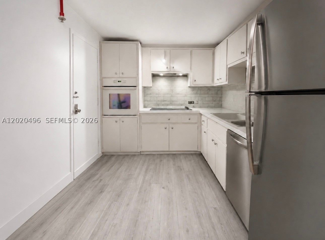 400 Kings Point Dr 811 Property Photo 1